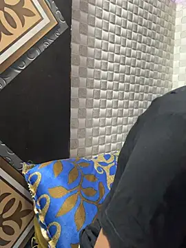 Hot Jaanvi  online show from April 5, 2026, 4:52 am