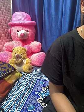 Hot Jaanvi  online show from March 24, 2026, 4:23 am