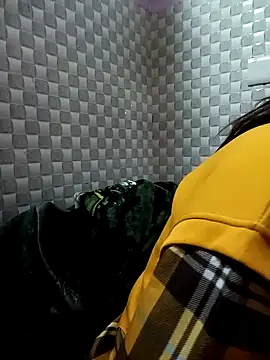 Hot Jaanvi  online show from December 2, 2025, 3:52 am