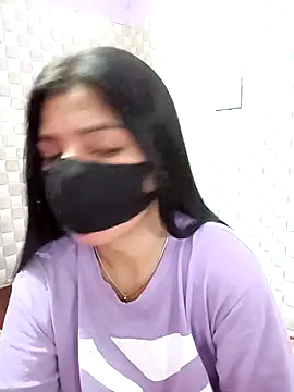 Snapshot of Hot_Jaanvi_ chatting on October 20, 2025, 5:35 pm Hot Jaanvi online show from October 20, 2025, 5:35 pm