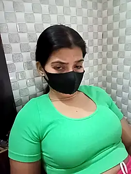 Hot Jaanvi  online show from November 2, 2025, 6:02 pm