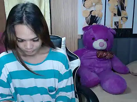 Raffa ella69 online show from December 2, 2025, 6:37 am