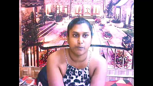 IndianChocolatepie4u online show from October 3, 2025, 5:31 am