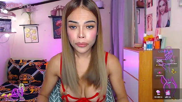 izabella moore online show from October 2, 2025, 1:20 am