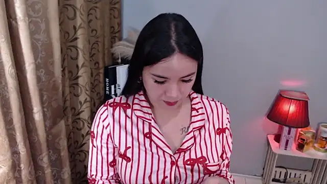 wild flowerx online show from December 14, 2025, 8:36 pm