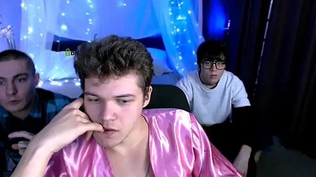 lucas long  online show from November 27, 2025, 10:27 am