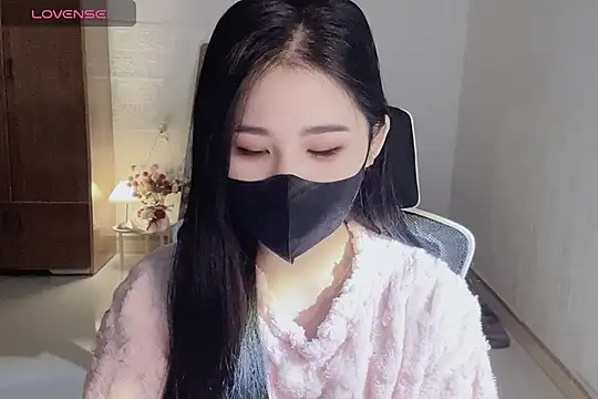    Daisy    online show from January 12, 2026, 4:03 pm