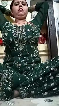 Snapshot of Ritika_ranii chatting on October 10, 2025, 8:48 am Ritika ranii online show from October 10, 2025, 8:48 am