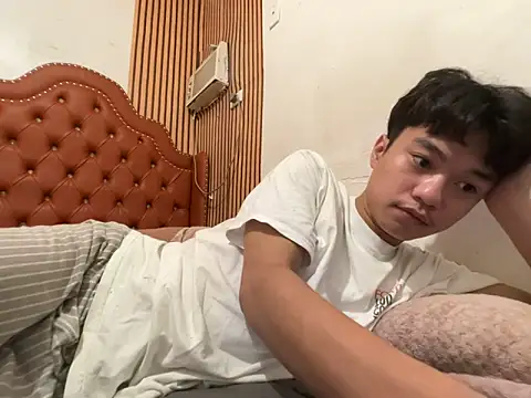 ur little secret online show from February 10, 2026, 7:29 am