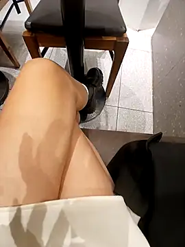 Ori-Lynk online show from December 14, 2025, 4:51 am