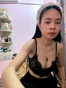 Snapshot of Dau-Tayy chatting on October 1, 2025, 10:41 am Dau-Tayy online show from October 1, 2025, 10:41 am