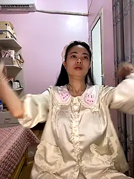 Snapshot of Dau-Tayy chatting on September 30, 2025, 8:53 am Dau-Tayy online show from September 30, 2025, 8:53 am