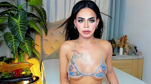 MochaliciousTransOnTop online show from January 10, 2026, 3:02 am