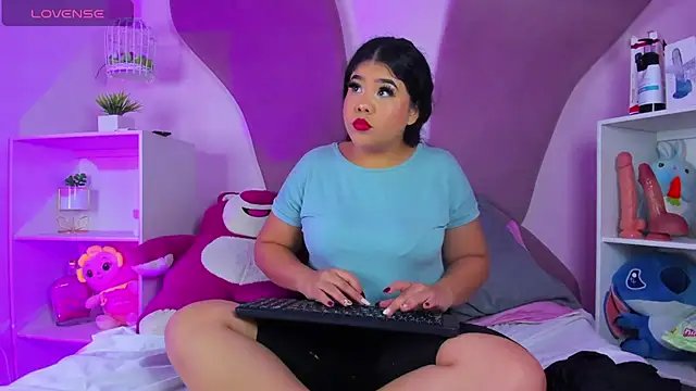 Snapshot of Amanda_Moore chatting on October 21, 2025, 4:12 am Amanda Moore online show from October 21, 2025, 4:12 am