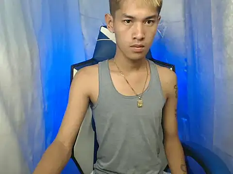 riks tyler online show from November 6, 2025, 11:58 am