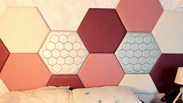 Snapshot of ArielleWilde chatting on October 12, 2025, 4:14 am ArielleWilde online show from October 12, 2025, 4:14 am