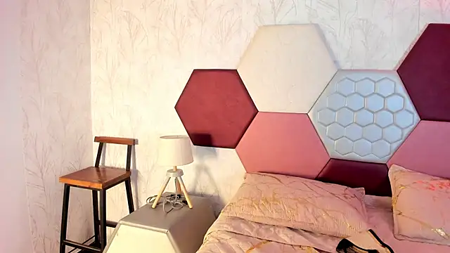 Snapshot of ArielleWilde chatting on September 29, 2025, 2:18 am ArielleWilde online show from September 29, 2025, 2:18 am