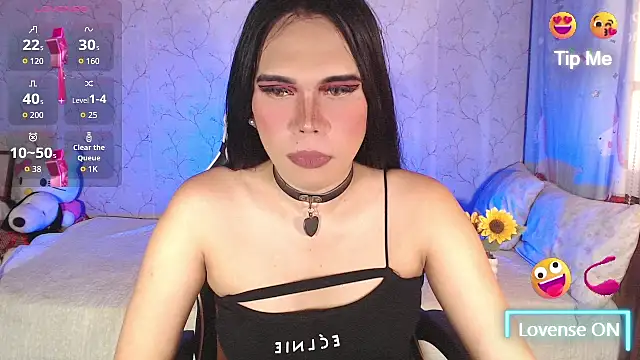 TssluttyNikka online show from April 8, 2026, 8:27 am