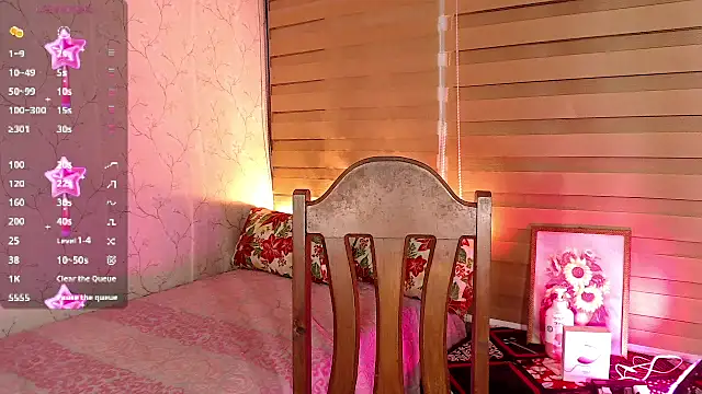 Snapshot of TssluttyNikka chatting on October 18, 2025, 8:22 pm TssluttyNikka online show from October 18, 2025, 8:22 pm