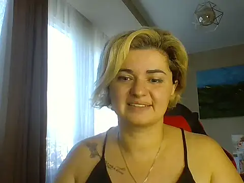 Wymini online show from September 16, 2025, 11:11 am