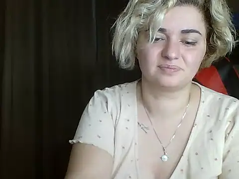 Snapshot of Wymini chatting on September 18, 2025, 8:56 pm Wymini online show from September 18, 2025, 8:56 pm