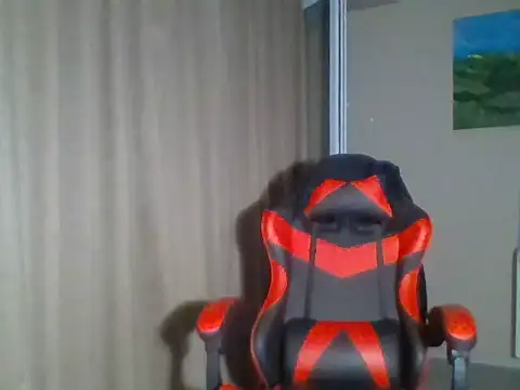 Snapshot of Wymini chatting on October 5, 2025, 9:27 pm Wymini online show from October 5, 2025, 9:27 pm