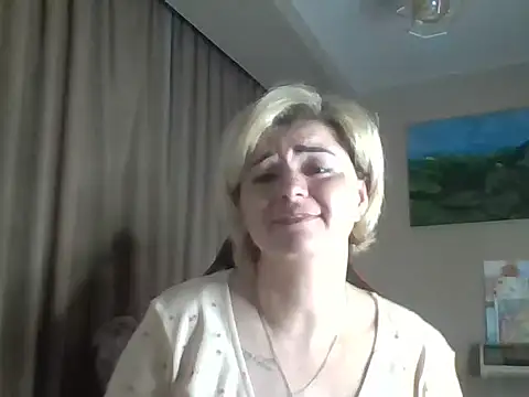 Wymini online show from September 10, 2025, 8:30 pm