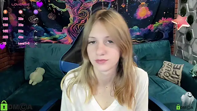 Snapshot of Olisa_fox chatting on October 23, 2025, 8:07 pm Olisa fox online show from October 23, 2025, 8:07 pm