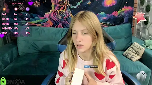 Snapshot of Olisa_fox chatting on September 24, 2025, 7:20 pm Olisa fox online show from September 24, 2025, 7:20 pm