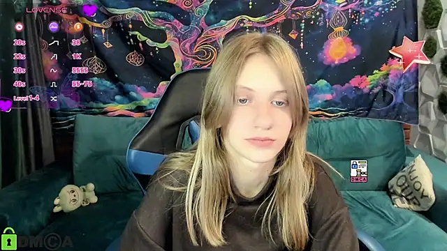 Snapshot of Olisa_fox chatting on November 2, 2025, 8:14 pm Olisa fox online show from November 2, 2025, 8:14 pm