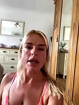 JessieMaeBabe online show from September 23, 2025, 10:55 am