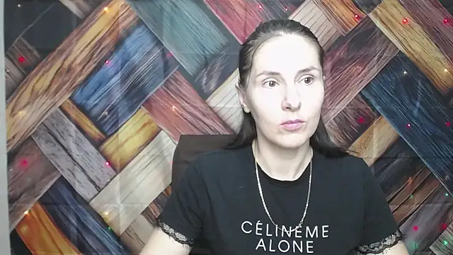 KarinaSwann online show from September 10, 2025, 8:02 am