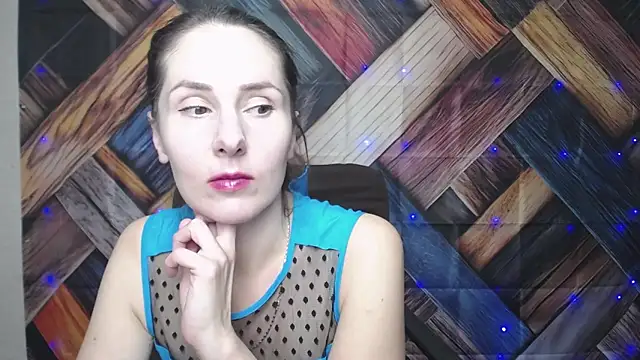 KarinaSwann online show from September 15, 2025, 11:43 am