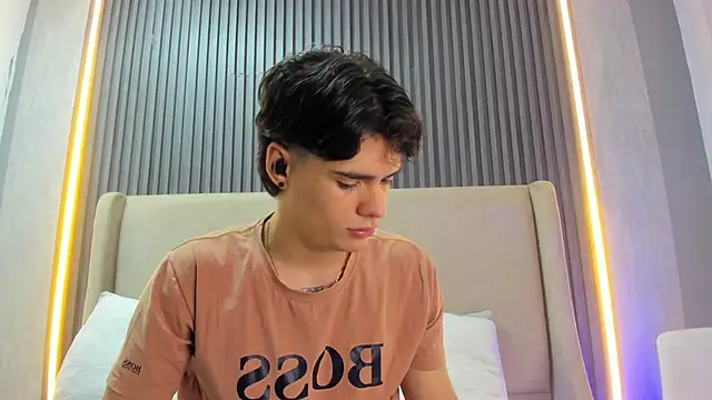 BenitoSaenz online show from November 11, 2025, 10:54 am