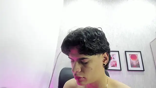 Snapshot of BenitoSaenz chatting on October 2, 2025, 11:46 am BenitoSaenz online show from October 2, 2025, 11:46 am