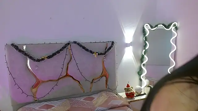 Rosalind tay online show from December 15, 2025, 11:05 am