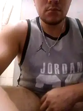 Luk909090 online show from February 17, 2026, 9:34 pm