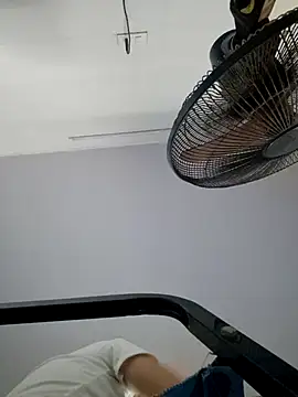 Snapshot of Hailey_babe chatting on October 30, 2025, 1:59 am Hailey babe online show from October 30, 2025, 1:59 am