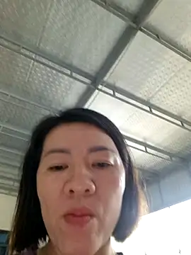 Snapshot of Hailey_babe chatting on October 29, 2025, 12:53 am Hailey babe online show from October 29, 2025, 12:53 am