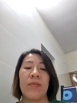 Snapshot of Hailey_babe chatting on October 14, 2025, 1:17 am Hailey babe online show from October 14, 2025, 1:17 am