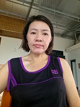 Snapshot of Hailey_babe chatting on October 11, 2025, 1:17 am Hailey babe online show from October 11, 2025, 1:17 am