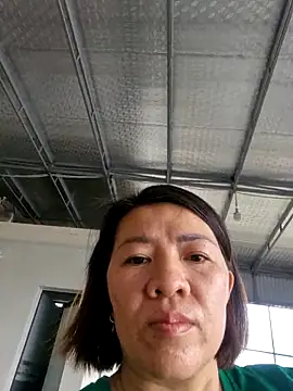 Snapshot of Hailey_babe chatting on October 6, 2025, 1:40 am Hailey babe online show from October 6, 2025, 1:40 am