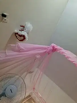 Snapshot of Hailey_babe chatting on October 26, 2025, 4:46 am Hailey babe online show from October 26, 2025, 4:46 am