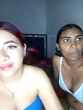 Snapshot of Chloe_Sky_love chatting on October 12, 2025, 1:07 am Chloe Sky love online show from October 12, 2025, 1:07 am