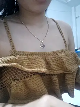 Snapshot of Suna_Lina chatting on September 20, 2025, 10:31 am Suna Lina online show from September 20, 2025, 10:31 am