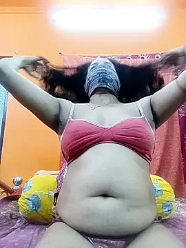 Hotpuja25 online show from September 23, 2025, 5:42 pm