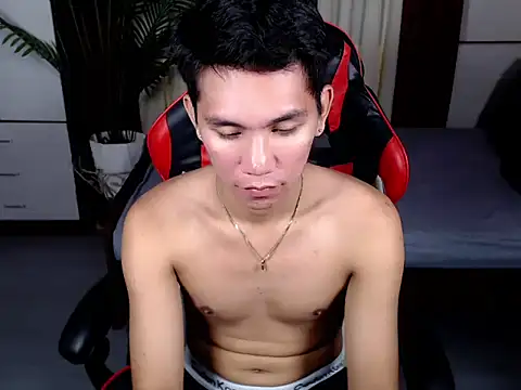 drinkmycumx online show from April 25, 2026, 11:57 am