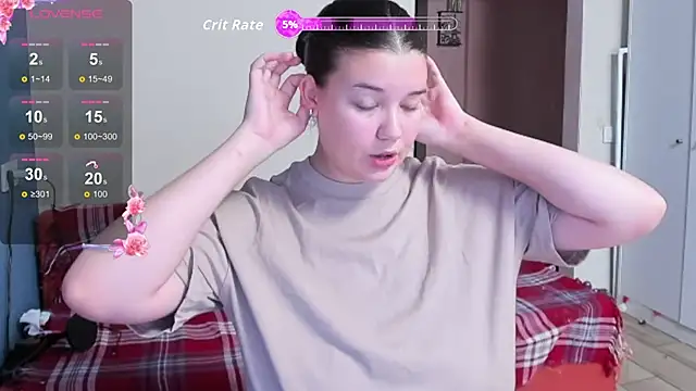 LinaElasm online show from September 26, 2025, 5:14 am