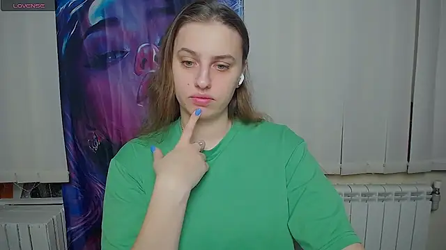 Snapshot of AmandaDimond_ chatting on February 23, 2026, 1:44 pm AmandaDimond online show from February 23, 2026, 1:44 pm