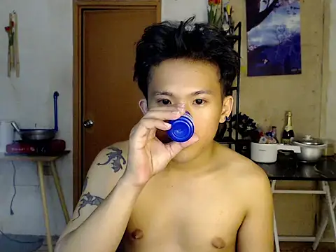twink asianbunny online show from February 16, 2026, 2:27 pm
